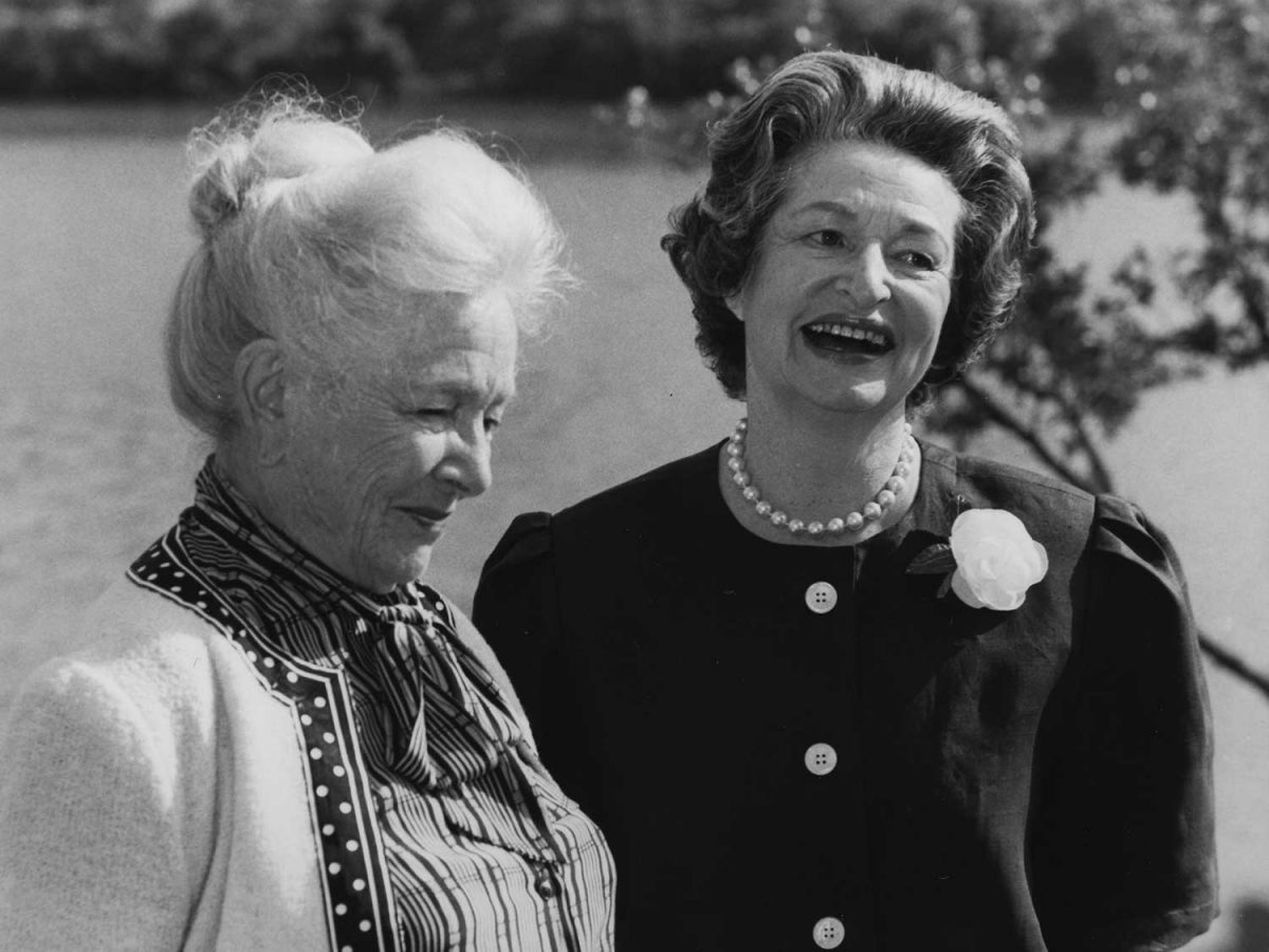 03a-Lady Bird Johnson & Helen Hayes-Opening of Wildflower Center ...